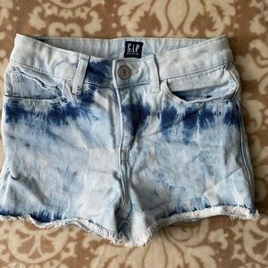 Kids size 8 GAP denim shorts